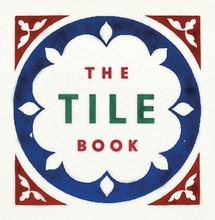 The tile book history pattern design (édition en anglais)