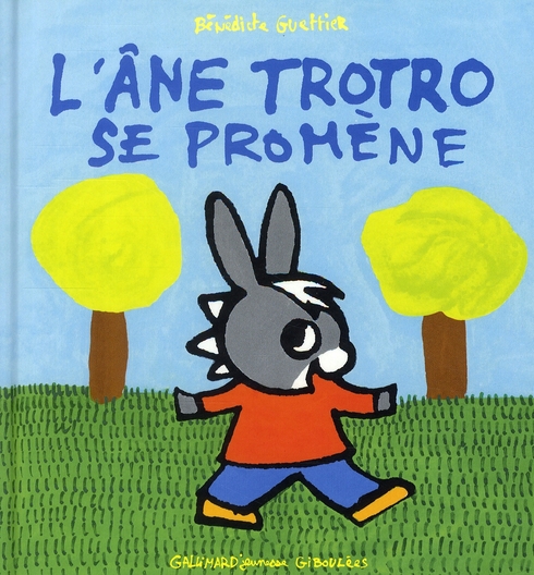 L'âne Trotro se promène